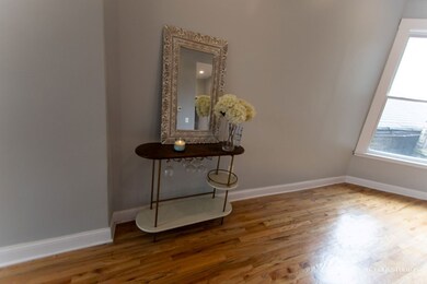 2343 W Grenshaw St unit 2, Chicago, IL 60612 - photo 4