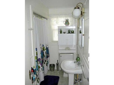 Bathroom. Unit 2