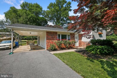 6604 Sunset Dr, Sykesville, MD 21784 - photo 2