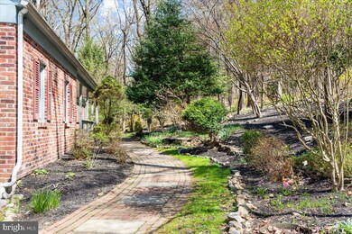 433 Paul Lemen Dr, Phoenixville, PA 19460 - photo 6