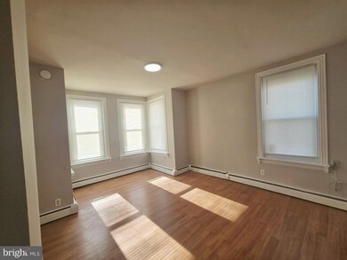 5526 N Mascher St unit 2ND FL REAR, Philadelphia, PA 19120 - photo 2