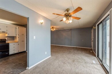 2955 Bowling St SW, Cedar Rapids, IA 52404 - photo 7