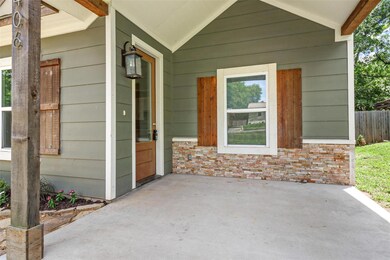 406 Martin Luther King St, Denison, TX 75020 - photo 2