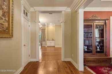 3-web-or-mls-210 Saddlewood Corner-3