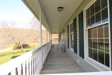 2256 Whitley Branch Rd, North Tazewell, VA 24630 - photo 5