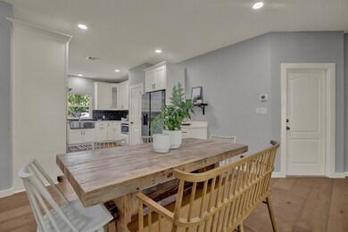 404 Candlelight Cir, Fredericksburg, TX 78624 - photo 7