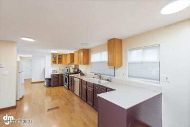 07-Kitchen_IMG_8759_SSW