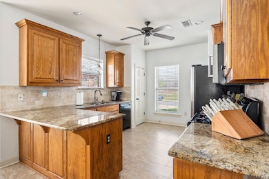 2034 Pointe South Dr, Zachary, LA 70791 - photo 4