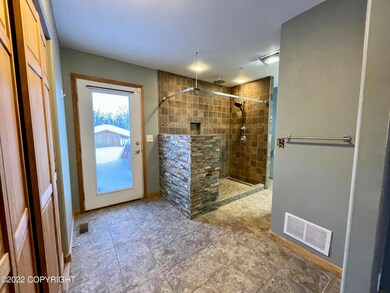 Primary Suite Bathroom