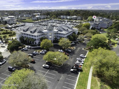 40-web-or-mls-2555 St James Dr 502 -40
