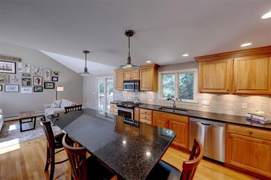 19 Lafayette Rd, Barrington, RI 02806 - photo 2