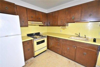 740 S 10th St, Allentown, PA 18103 - photo 3