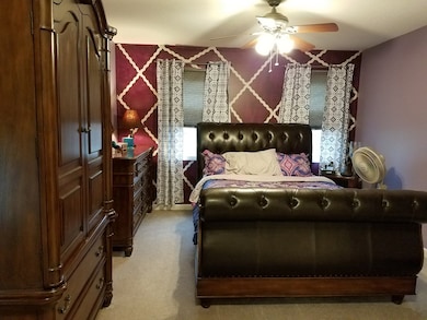 93 Agnes St, Springfield, MA 01118 - photo 7