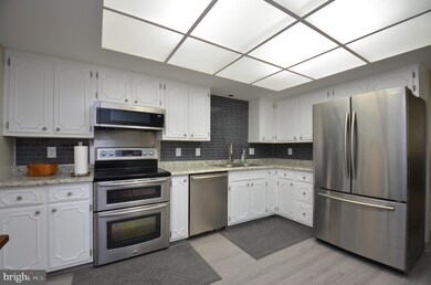 830 Ridge St, Emmaus, PA 18049 - photo 4