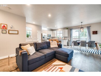 20407 Hoodview Ave, West Linn, OR 97068 - photo 7