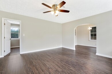 4771 Sefa Cir N, Jacksonville, FL 32210 - photo 4