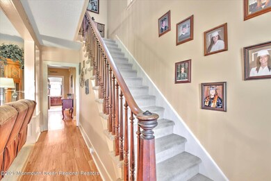 05-FOYER