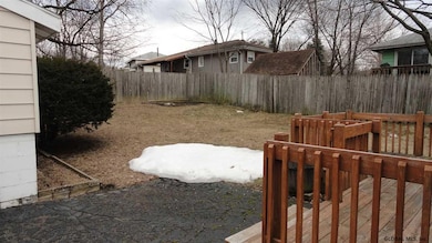 24 Acorn Ave, Rensselaer, NY 12144 - photo 6