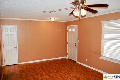 612 Steven St, Troy, TX 76579 - photo 6