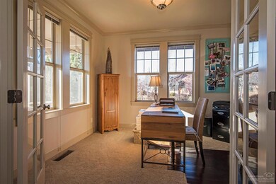 1485 NW Hemlock Ave, Redmond, OR 97756 - photo 5