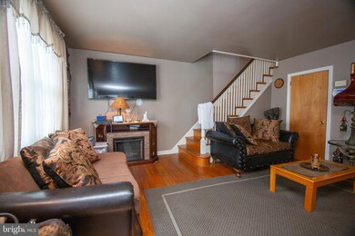 672 Yeadon Ave, Lansdowne, PA 19050 - photo 6