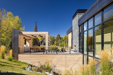 5135 W Eagle Rd, Wilson, WY 83014 - photo 6