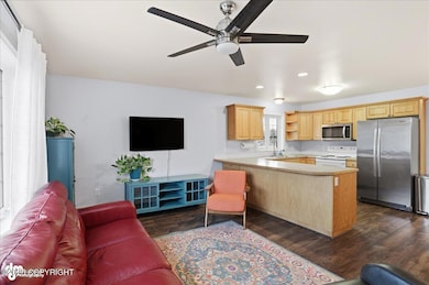 1796 E Neil Cir unit 3, Wasilla, AK 99654 - photo 4