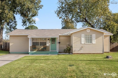 1101 Shady Ln, Burkburnett, TX 76354 - photo 2