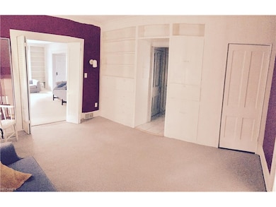 Dinning room with builtins and wet bar