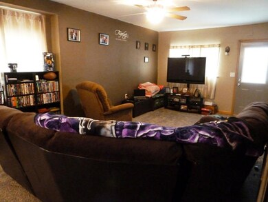 914NRowleyLivingArea