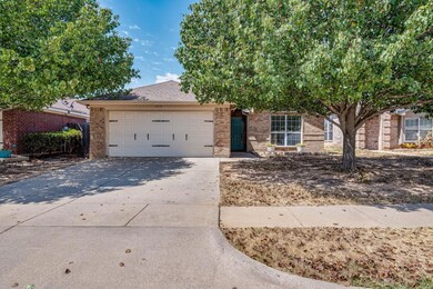 4710 Topaz Ln, Granbury, TX 76049 - photo 2