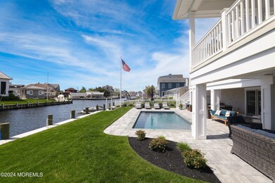 520 Normandy Dr unit WKLY SUMMER RENTAL, Mantoloking, NJ 08738 - photo 5