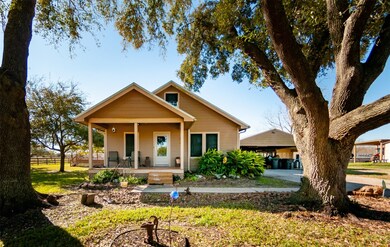 1628 Lundy Ln, Friendswood, TX 77546 - photo 2