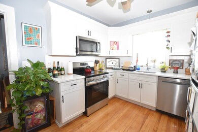 74 Cherry St unit B, Waltham, MA 02453 - photo 4