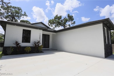 10830 St Lucia Ct, Bonita Springs, FL 34135 - photo 4