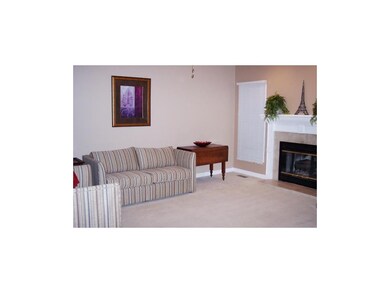 5821 Park Cir, Shawnee, KS 66216 - photo 4