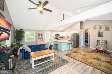 202 Wilderness Dr, Locust Grove, VA 22508 - photo 5