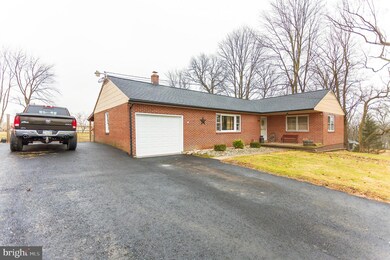 1606 County Line Rd, Bechtelsville, PA 19505 - photo 5