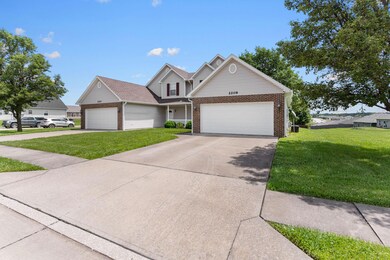 Shamrock Dr