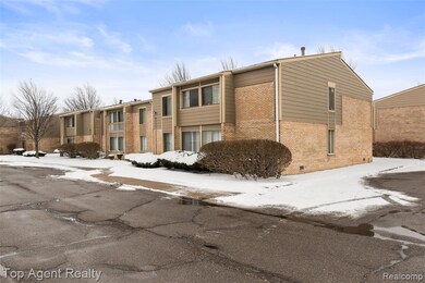 16275 W Nine Mile Rd, Southfield, MI 48075 - photo 2