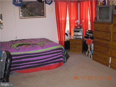 1028 Beckley Dr, Williamstown, NJ 08094 - photo 5