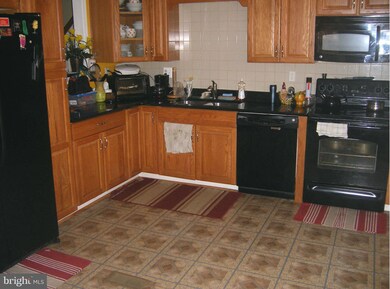 5905 87th Ave, New Carrollton, MD 20784 - photo 7