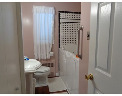 42 Collins St unit D6, Chicopee, MA 01022 - photo 3