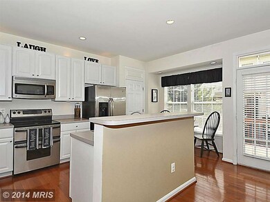 2594 Logan Wood Dr, Herndon, VA 20171 - photo 7