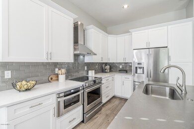7779 E Nestling Way Scottsdale-large-007
