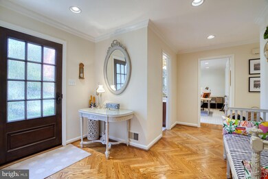 8305 River Falls Dr, Potomac, MD 20854 - photo 4