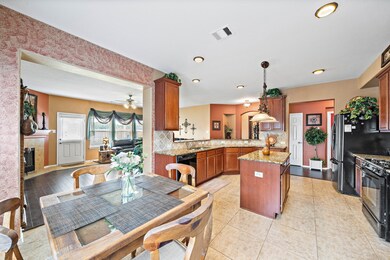 28418 Lockeridge Creek Dr, Spring, TX 77386 - photo 6