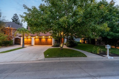 841 E Country View Cir, Fresno, CA 93730 - photo 2