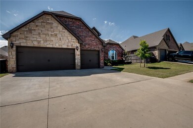 1017 Samantha Ln, Moore, OK 73160 - photo 4