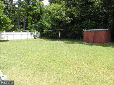 1221 Oak Ln, Vineland, NJ 08360 - photo 2